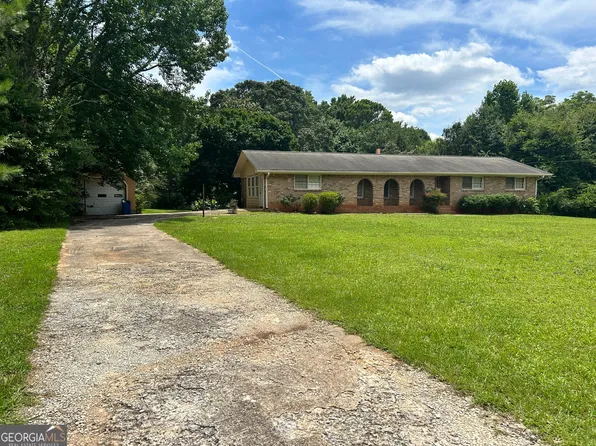 7090 Rivertown Rd, Fairburn, GA 30213
