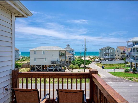 Ocean views from front top deck