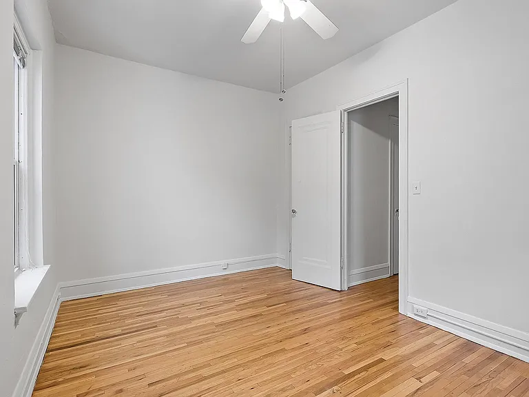 2216 Harriet Ave — Photo 12