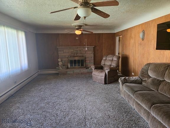 5th image of 2526 Locust St