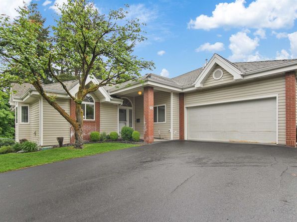 221 E Rockwood Blvd