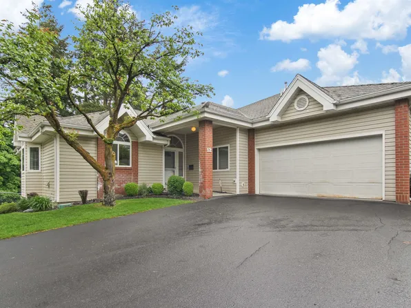 221 E Rockwood Blvd #12, Spokane, WA 99202