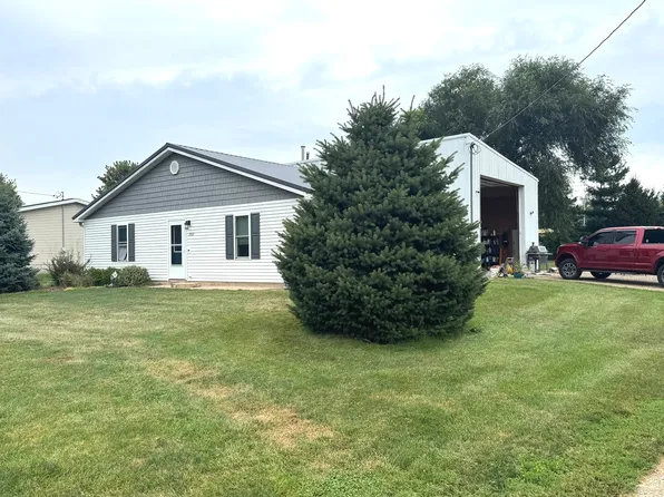 202 W Front St, Malden, IL 61337