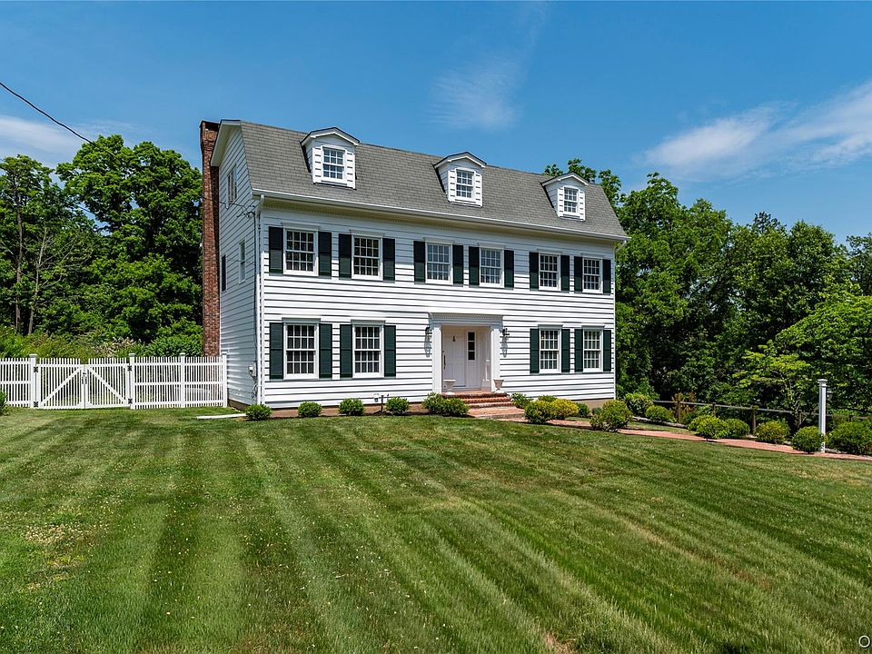1st image of 102 Birchwood Avenue