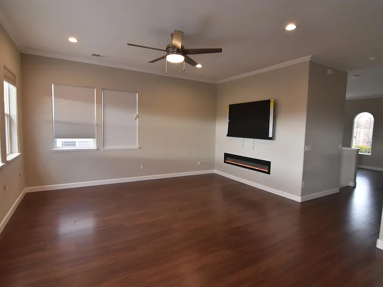 6141 Solstice Dr — Photo 4