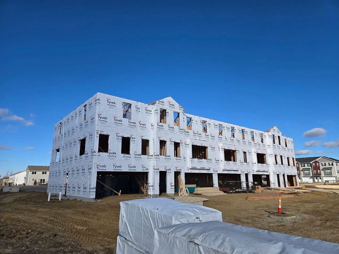 Big Ben Townhomes Brand New 2 & 3 Bedroom Townhomes | Attached 2-Stall Garage — Photo 2