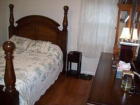 5th image of 133 Teal St