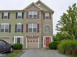 292 Red Cedar Ln, Marietta, PA 17547
