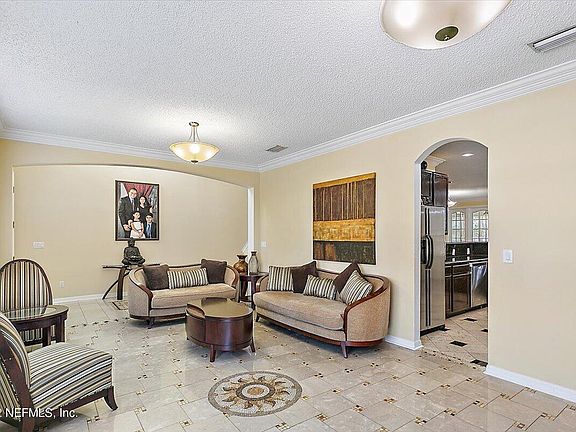 5th image of 12626 Tropic Dr E
