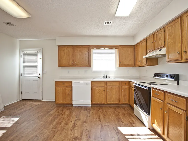 58B Holly Dr — Photo 17