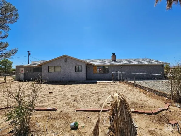 420 N Yorktown St, Ridgecrest, CA 93555