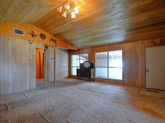 5th image of 270 Sanders Way