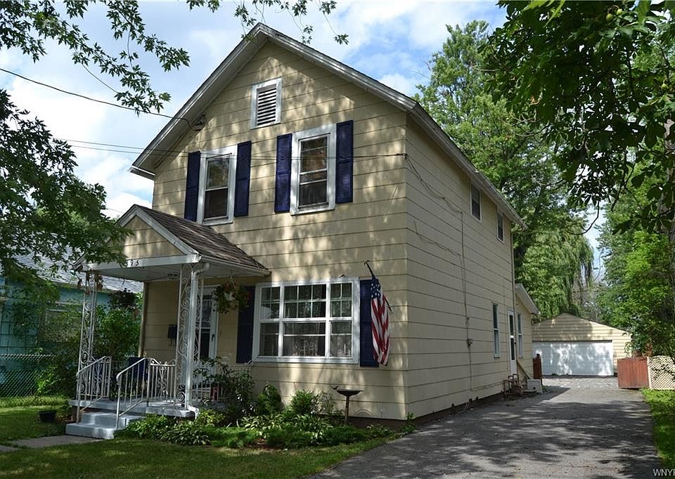 1st image of 195 Franklin St