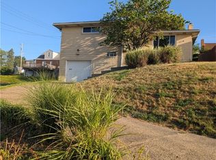 2234 Vermont Ave, West Mifflin, PA