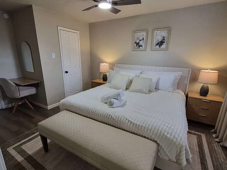 Hillwood Dr — Photo 13