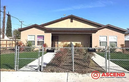 222 Harding Avenue Photo 1