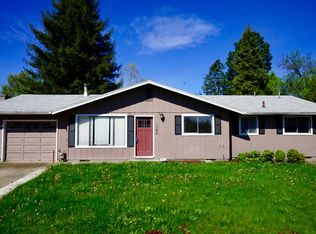 105 Donna Way, Central Pt, OR 97502