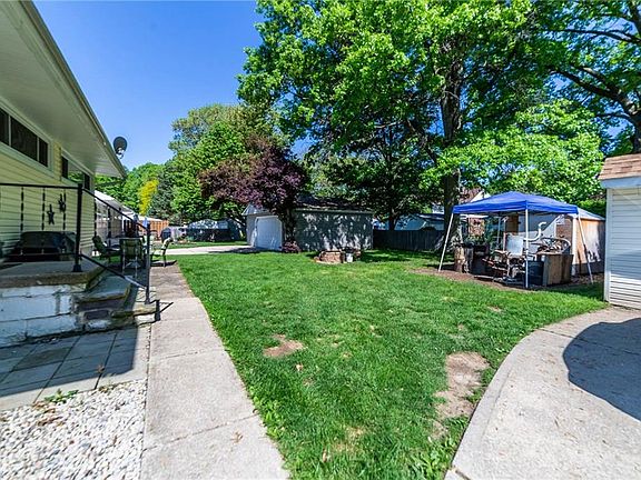 3rd image of 23376 Olmsted Dr