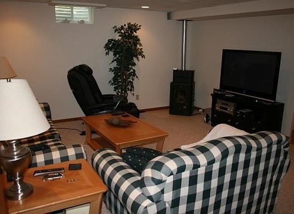 3rd image of 624 N 6th St