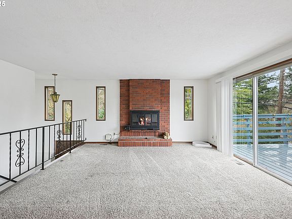 5th image of 1834 SW Miles St