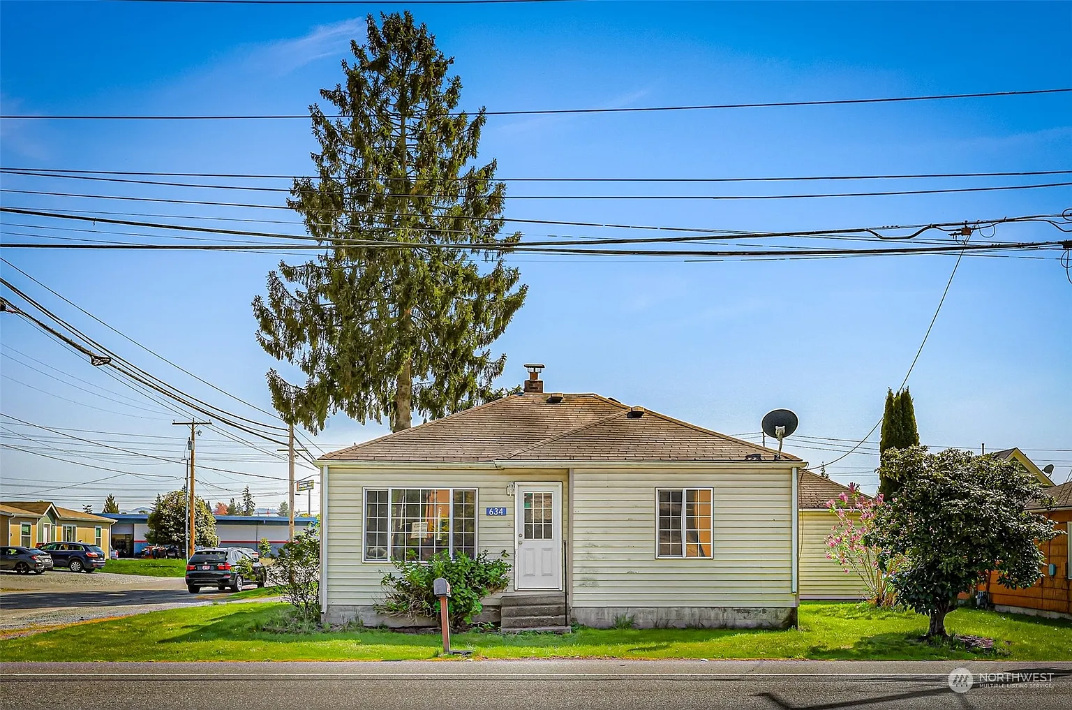 634 Avon Avenue photo 1