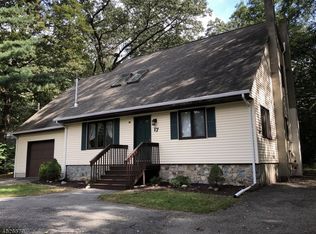 17 Leo Ave, Stanhope, NJ 07874