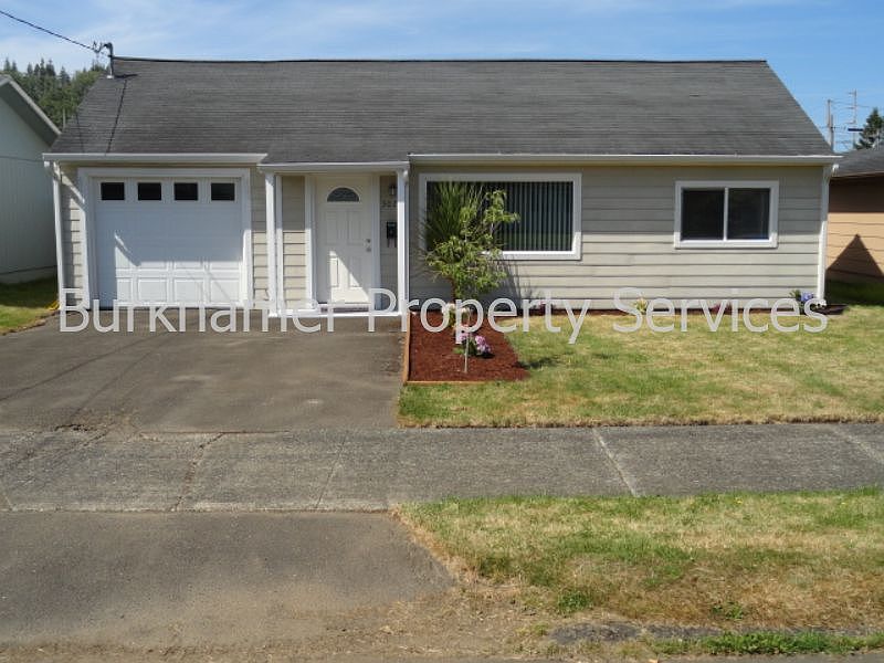 1st image of 3021 Pacific Ave
