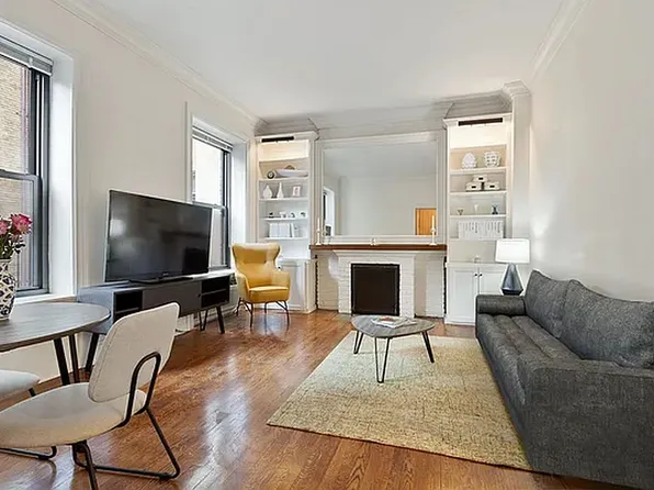 55 E 65th St APT 4B, New York, NY 10065