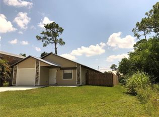 1570 18th Ave SW, Vero Beach, FL 32962