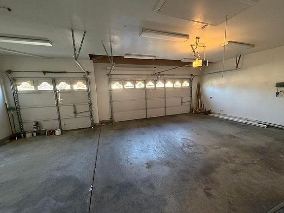 5th image of 5965 W Birch Ave