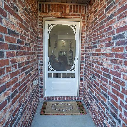 3rd image of 131 Foxglove St #133