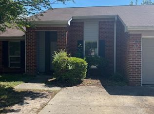 212 Barrow Ct, Raeford, NC 28376