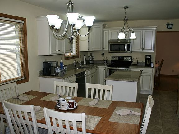 5th image of 1188 County Road V
