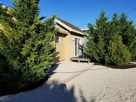 5th image of 139 Laguna Ln