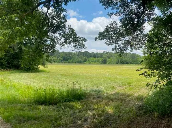 8384 Zachary Deerford Rd, Zachary, LA 70791