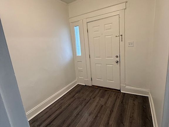 4th image of 809 S Fred Shuttlesworth Cir APT 1