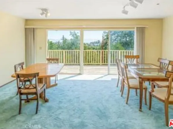 4938 Medina Rd, Woodland Hills, CA 91364