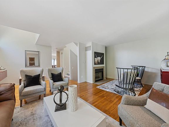 5th image of 4404 W Pine Blvd #3