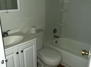 317 W McKinley Rd #4, Ottawa, IL 61350