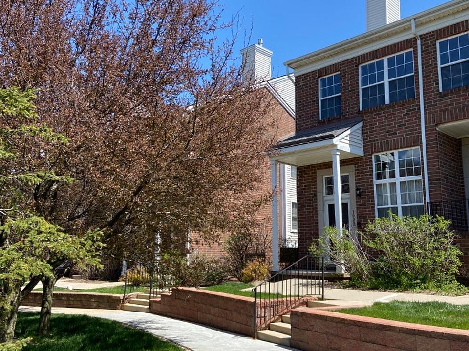 1st image of 1922 Lindsay Ln