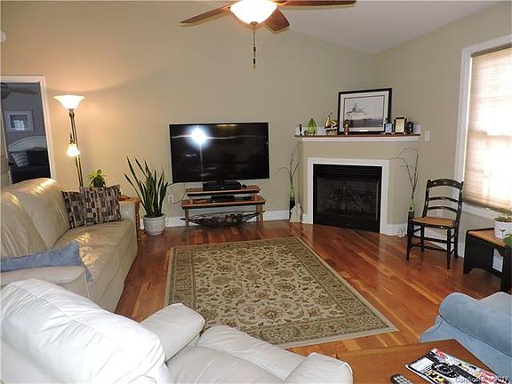 3rd image of 6566 Forest Creek Dr
