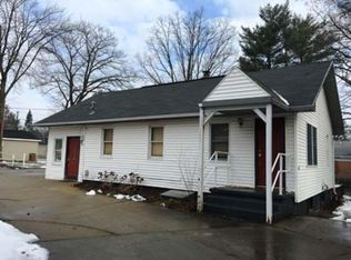 307 Park St, Harrison, MI 48625