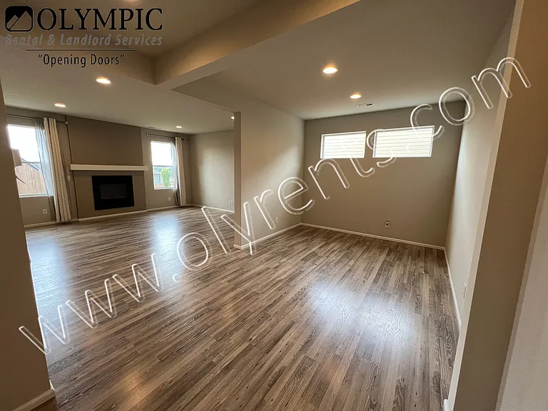 003 Living & Dining (1)_06082022