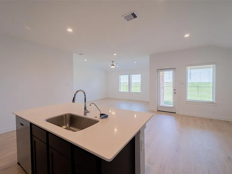 3827 Pierce Place Ln — Photo 4