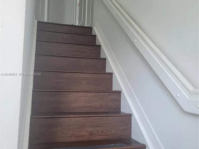 6606 Saltaire Ter — Photo 11