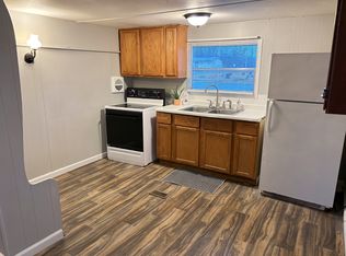 711 N 19th St #22, Hamilton, IL 62341