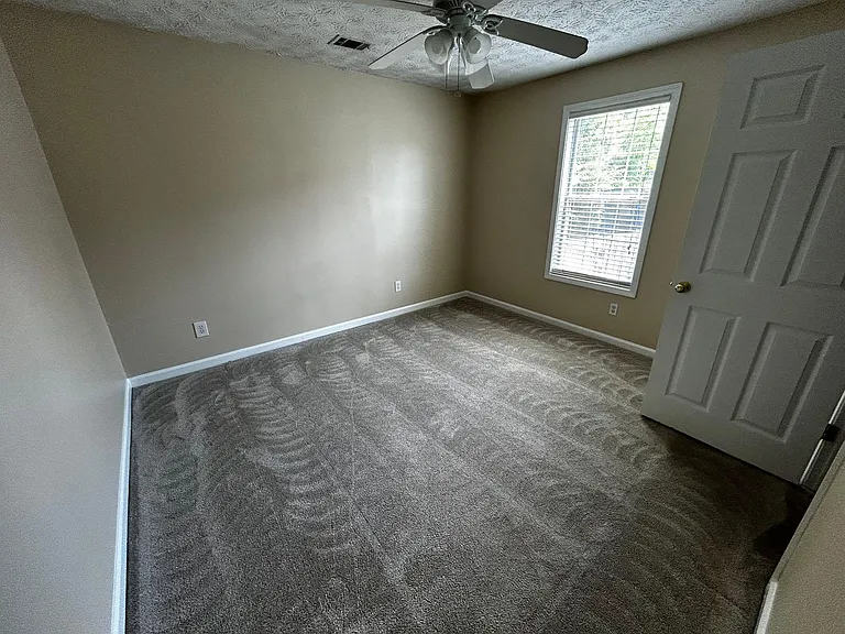 5410 Maltdie Ct — Photo 10