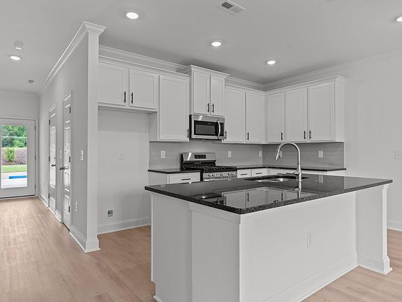 2nd image of 935 Alma Railway Dr #554