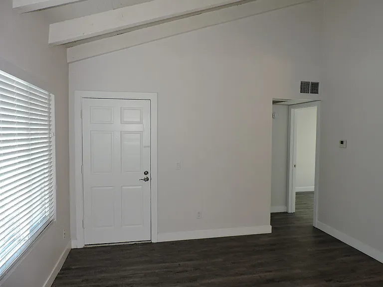 1317 W St #2 — Photo 13