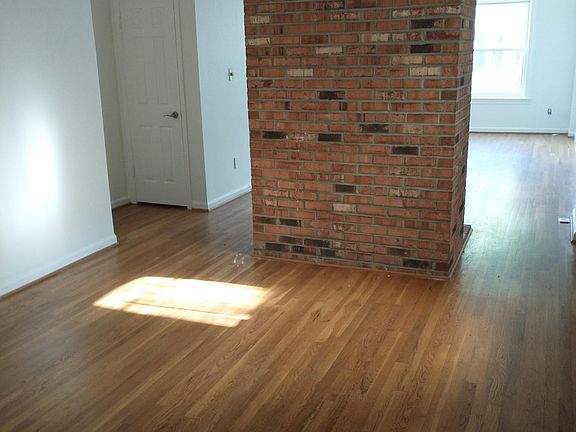 Dining room opposite view